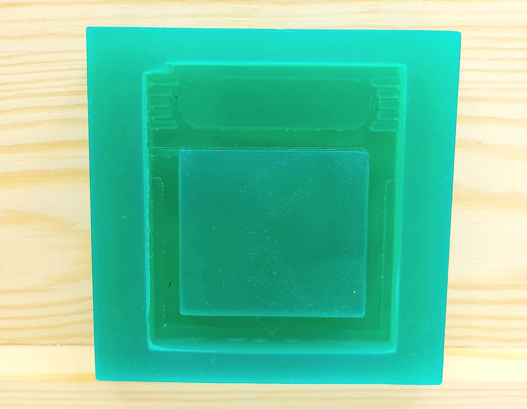 Gameboy Game Cartridge Shaker Mold