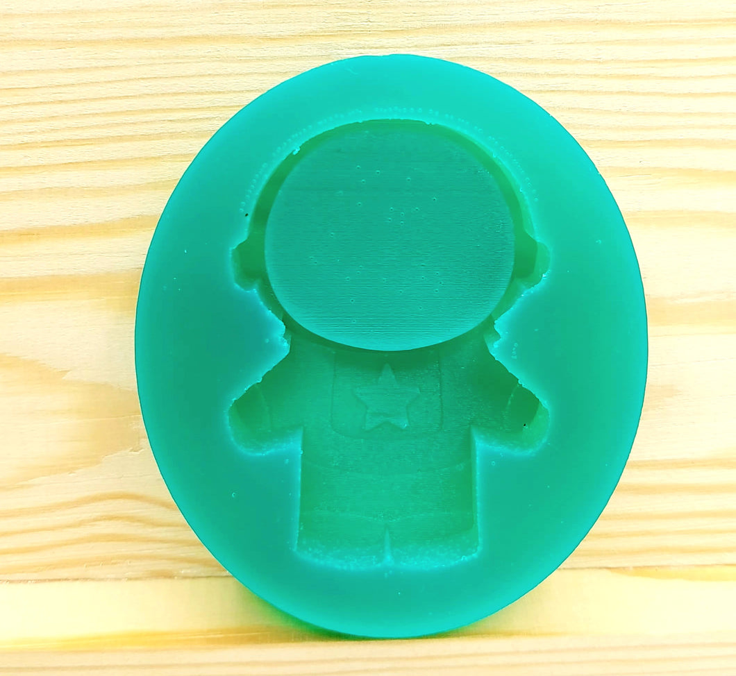 Astronaut Shaker Mold