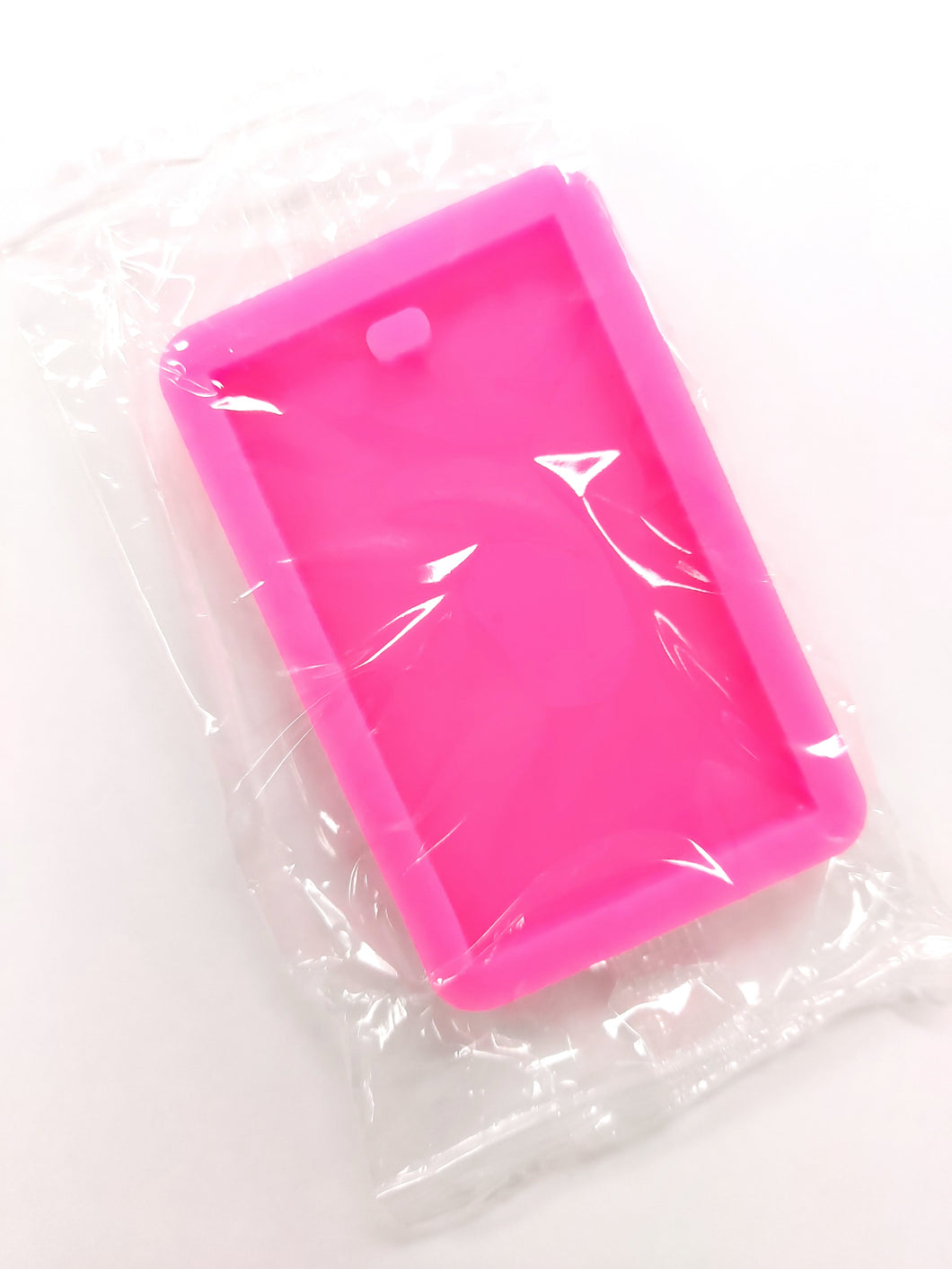 Tag Mold